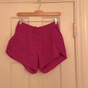 Athleta Mesh Racer Run Short 4”